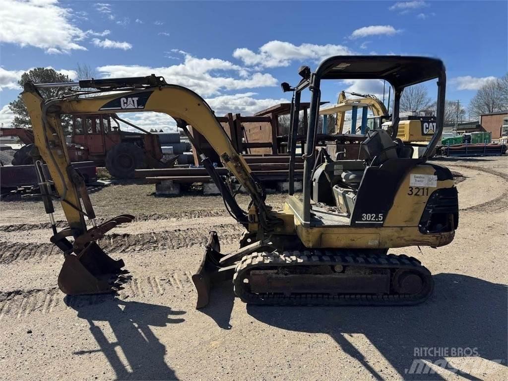 CAT 302.5 Mini bagri <7t