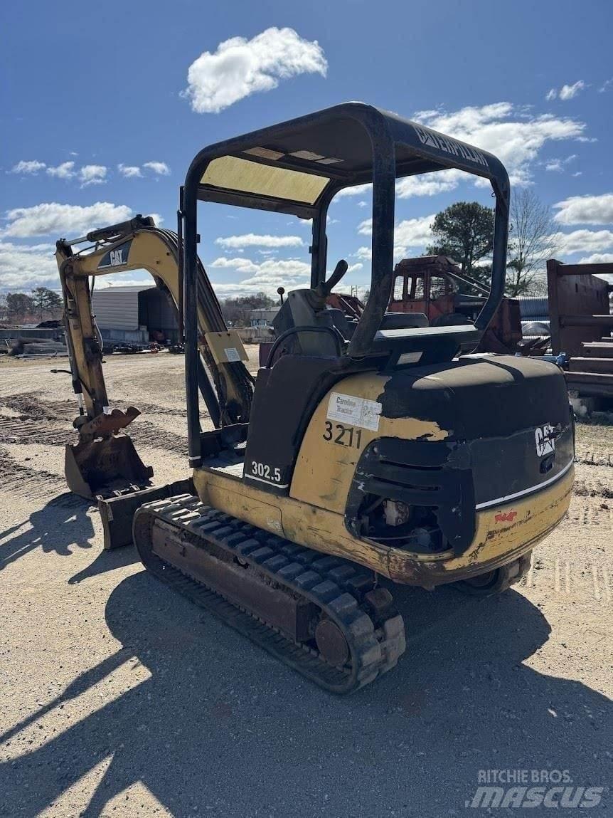 CAT 302.5 Mini bagri <7t