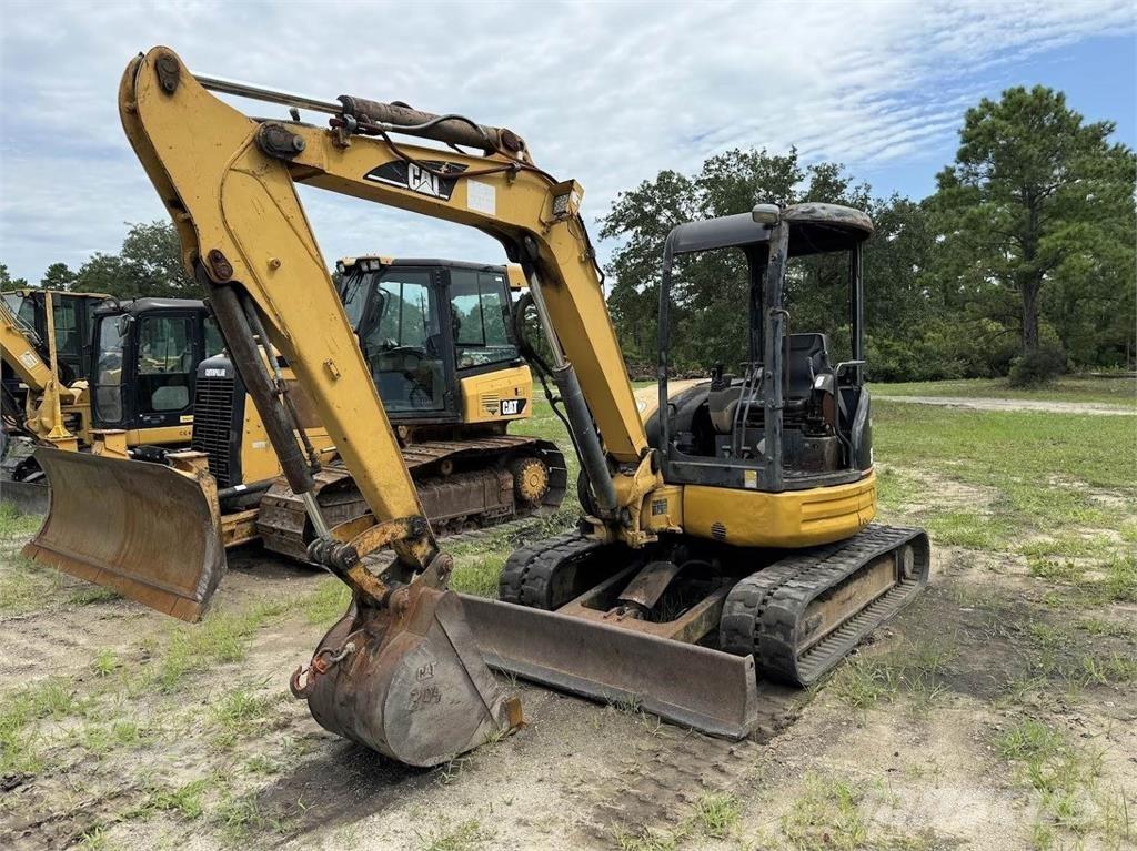 CAT 304 CR Mini bagri <7t