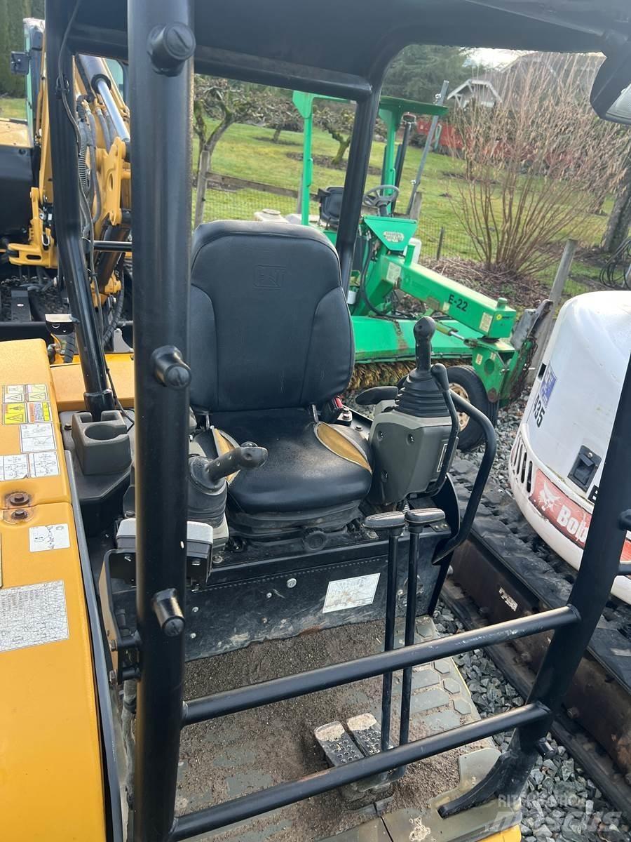 CAT 305 Mini bagri <7t