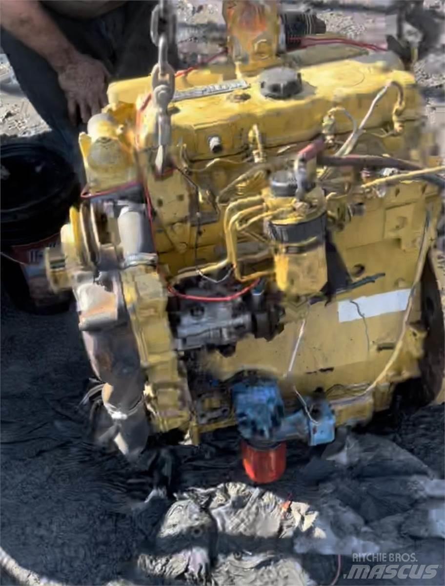 CAT 3054 Motorji