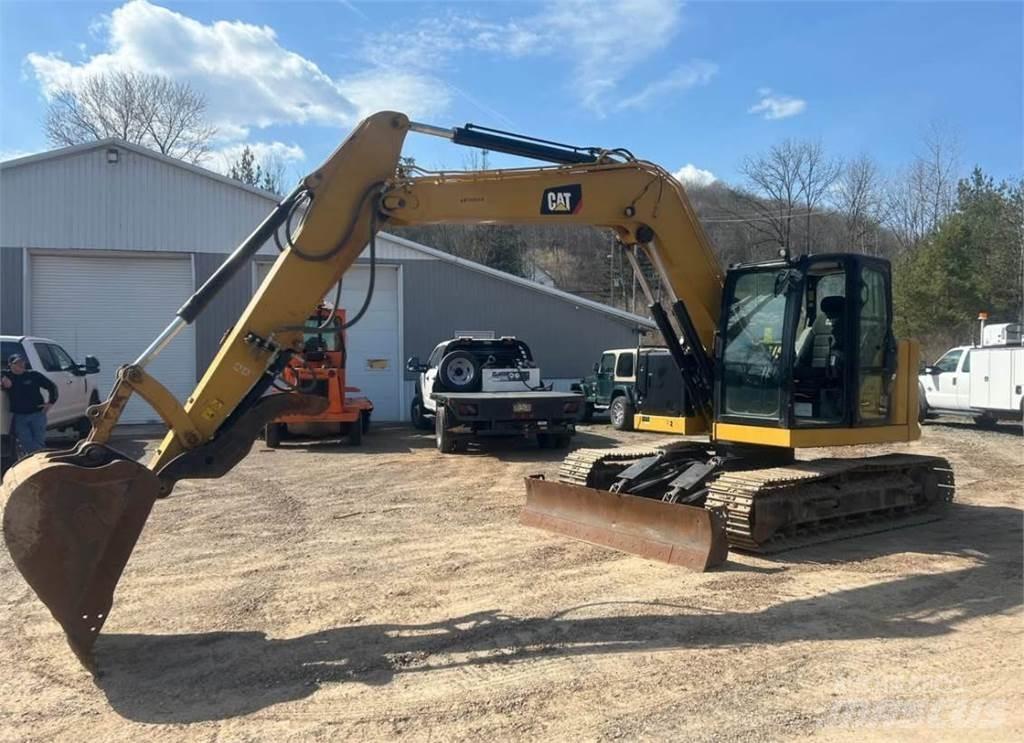 CAT 310 Mini bagri <7t