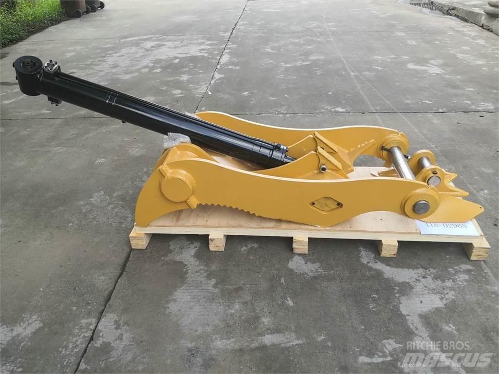 CAT 320 Bagri goseničarji