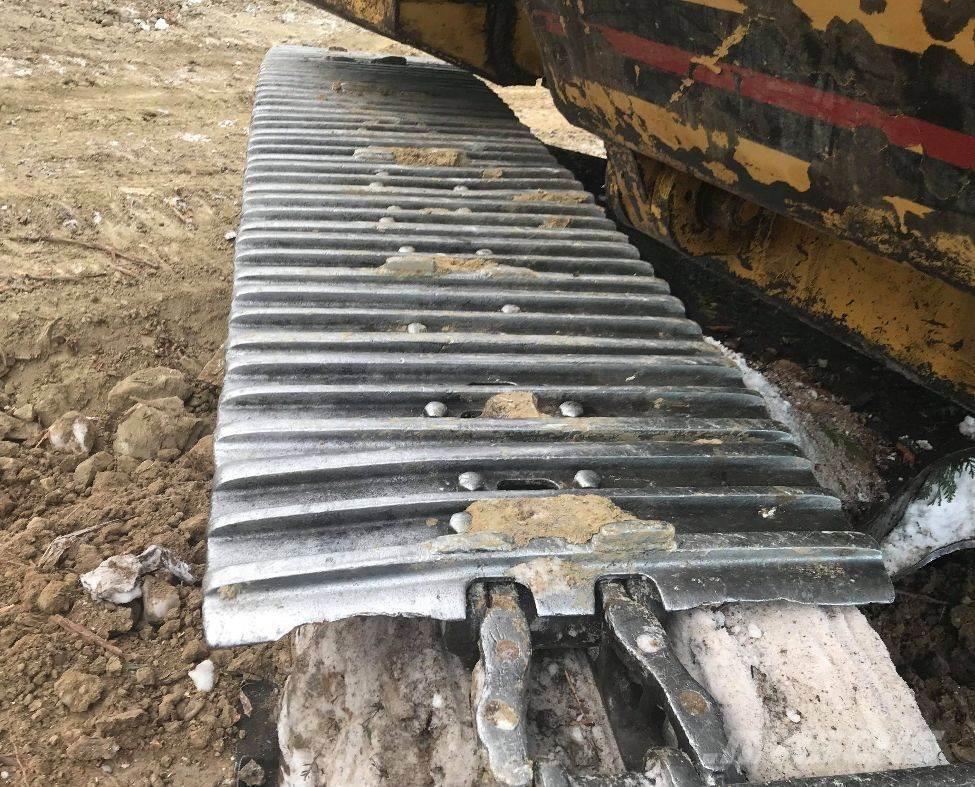 CAT 320B Bagri goseničarji