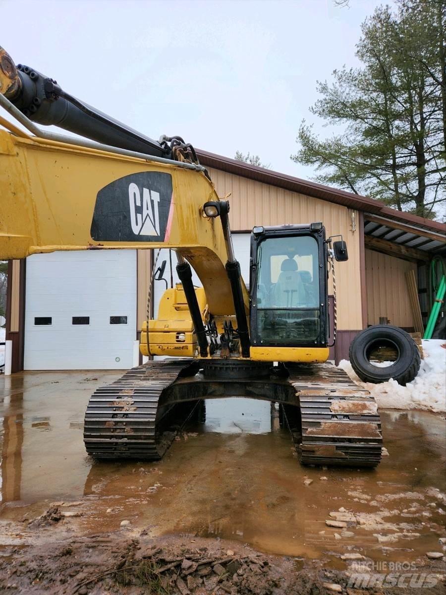 CAT 320DL Bagri goseničarji