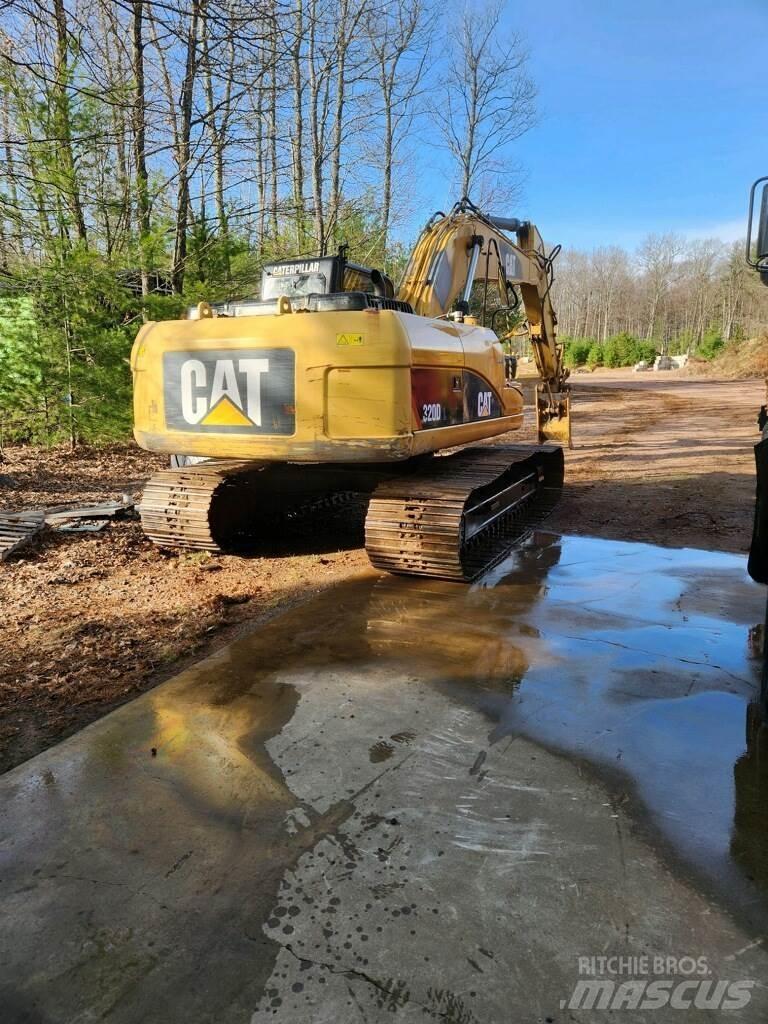 CAT 320DL Bagri goseničarji