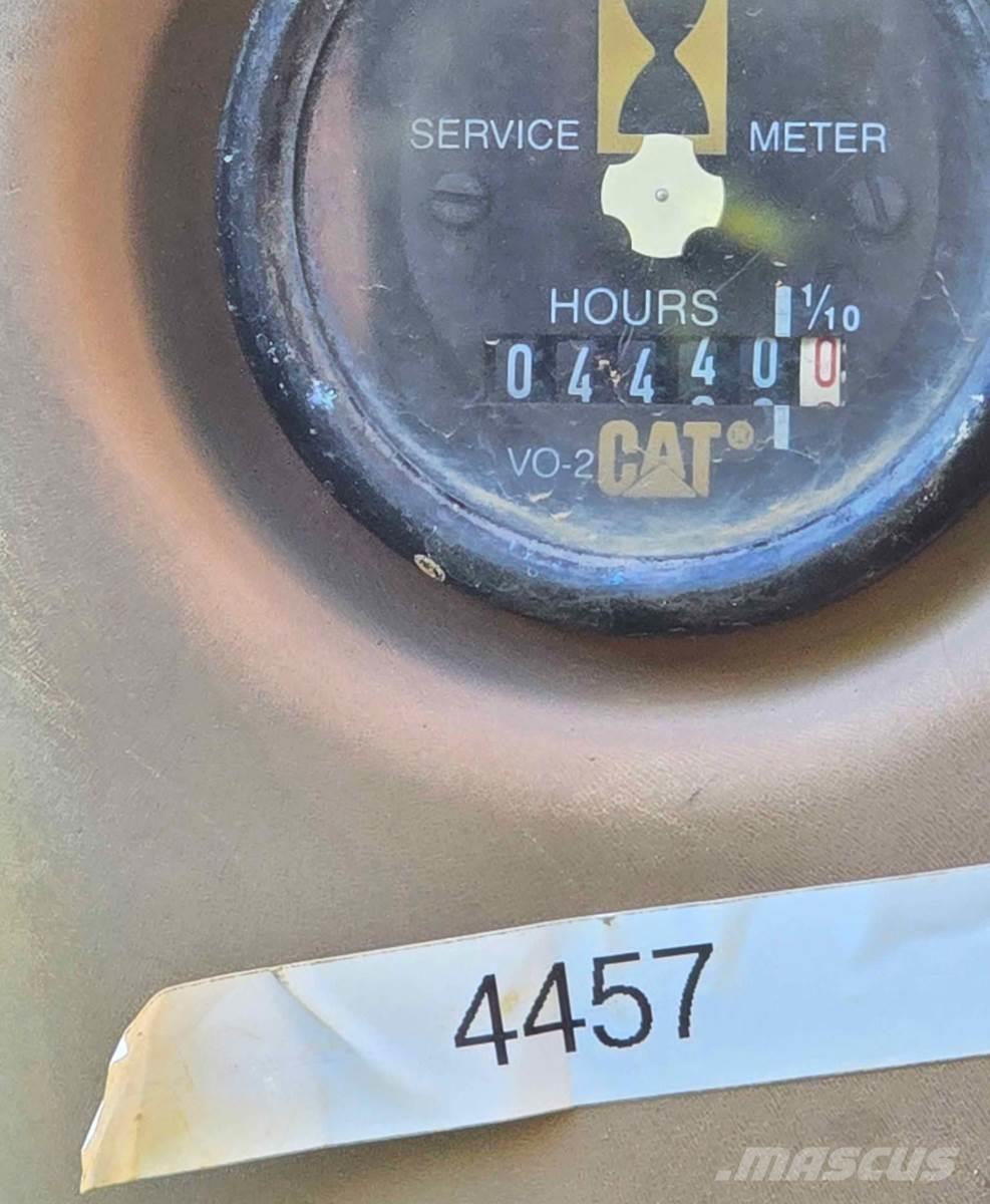CAT 320L Bagri goseničarji