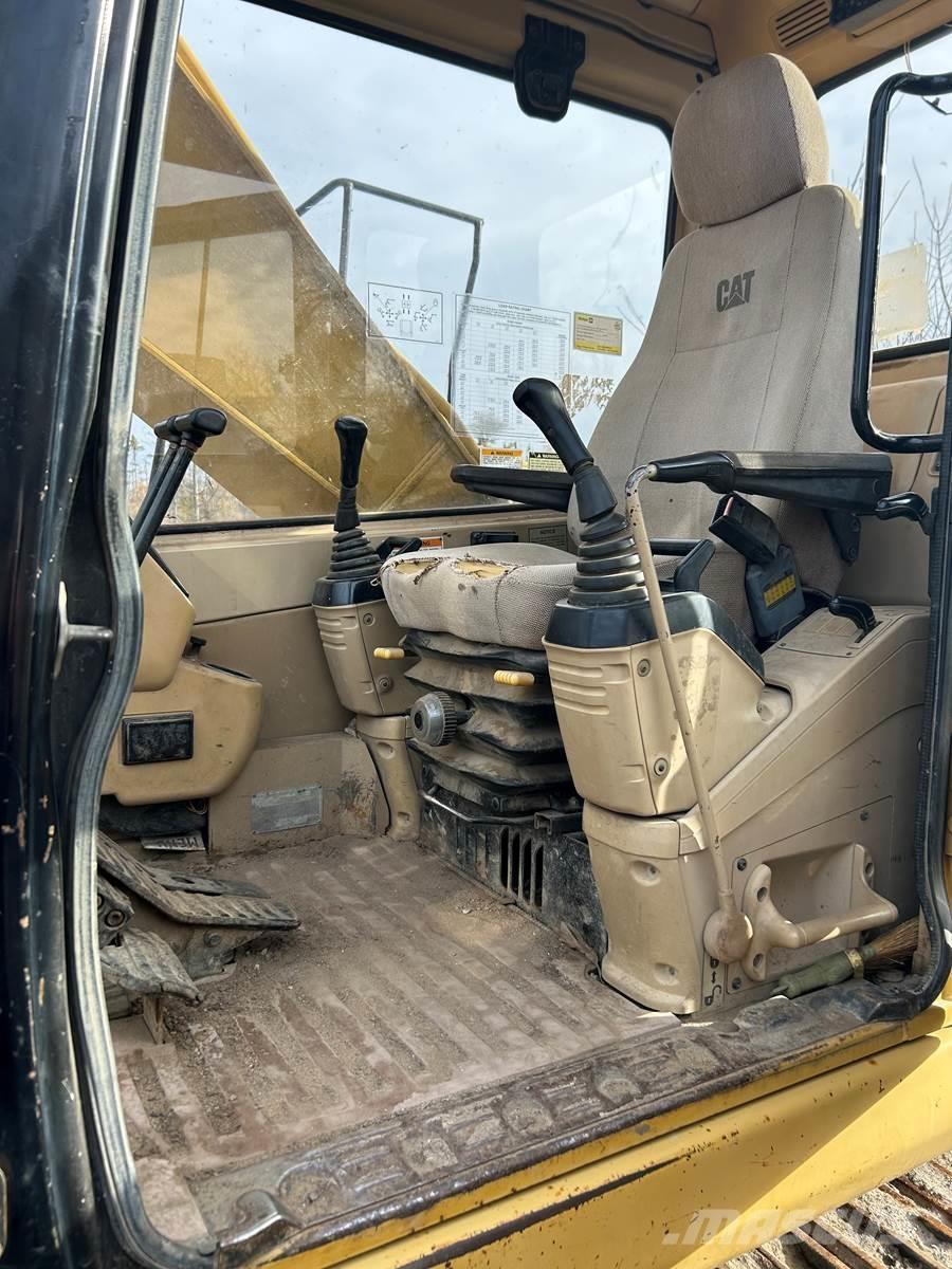 CAT 320L Bagri goseničarji