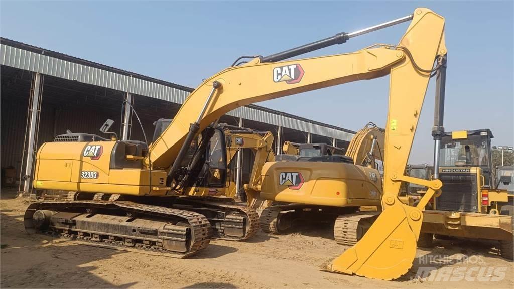 CAT 323D3 Bagri goseničarji