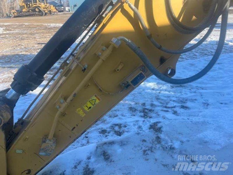 CAT 323FL Bagri goseničarji
