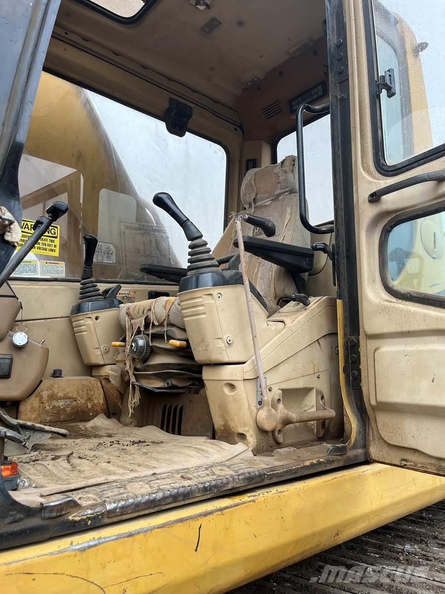 CAT 325 Bagri goseničarji