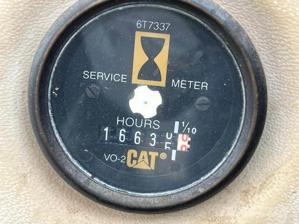 CAT 325BL Bagri goseničarji