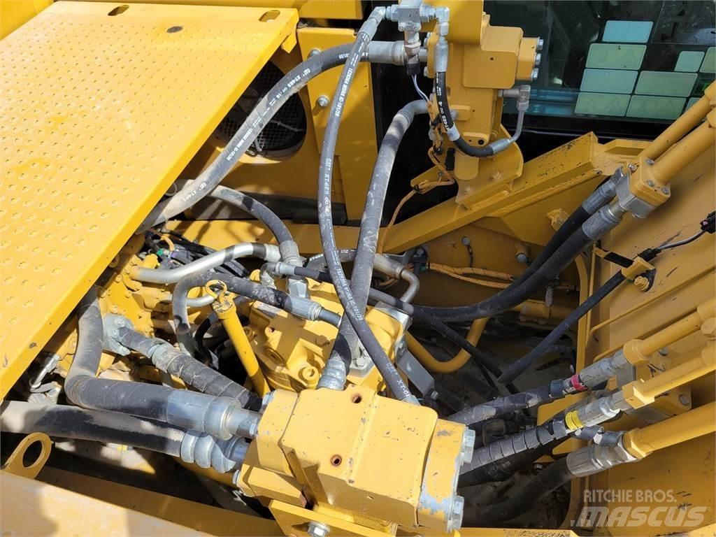 CAT 326F Bagri goseničarji