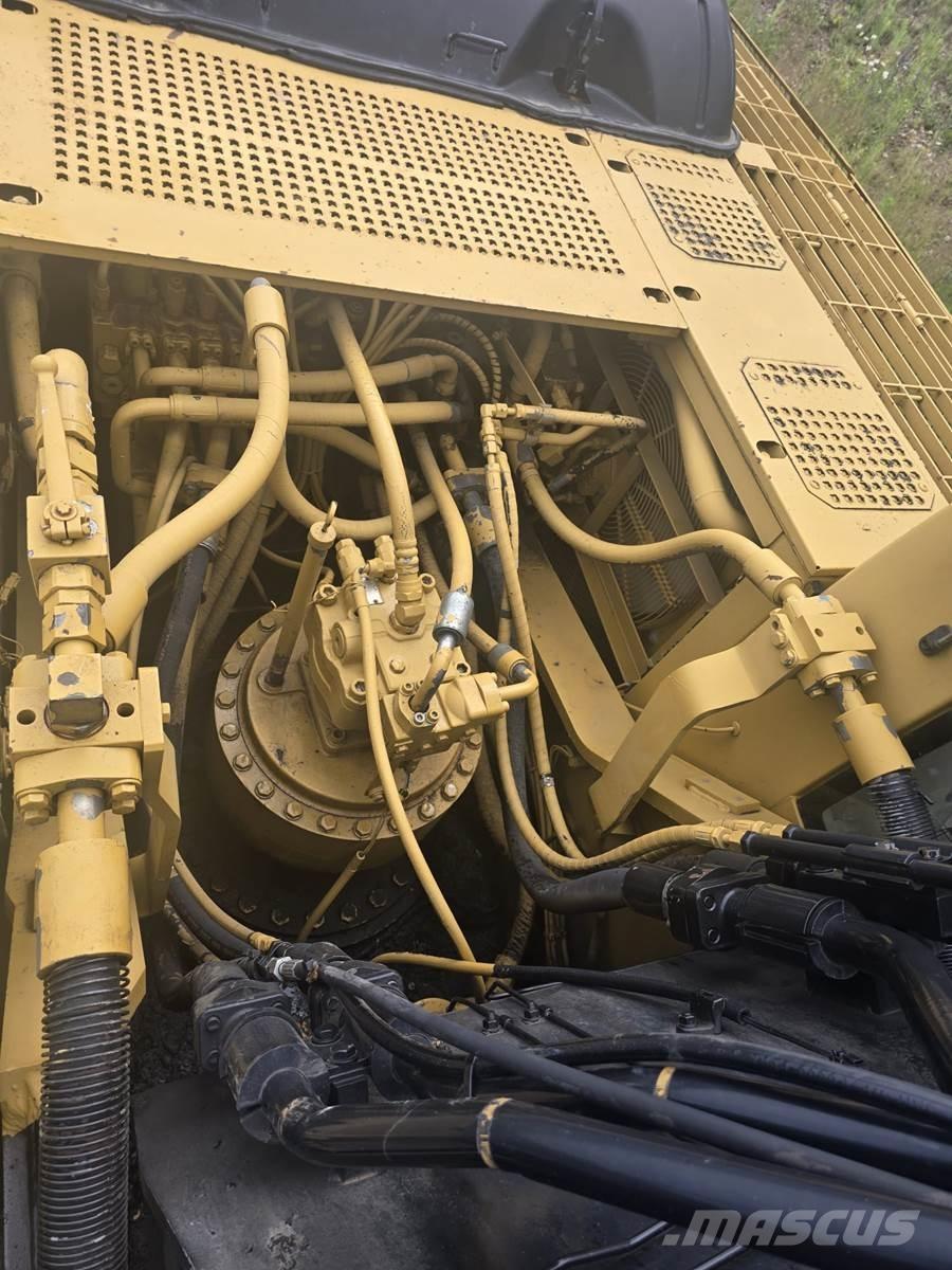 CAT 330CL Bagri goseničarji