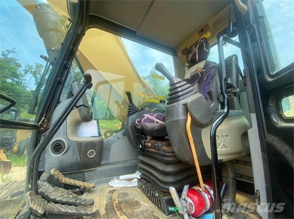 CAT 330DL Bagri goseničarji