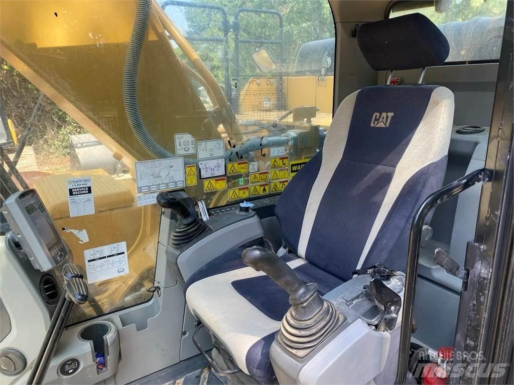 CAT 330FL Bagri goseničarji