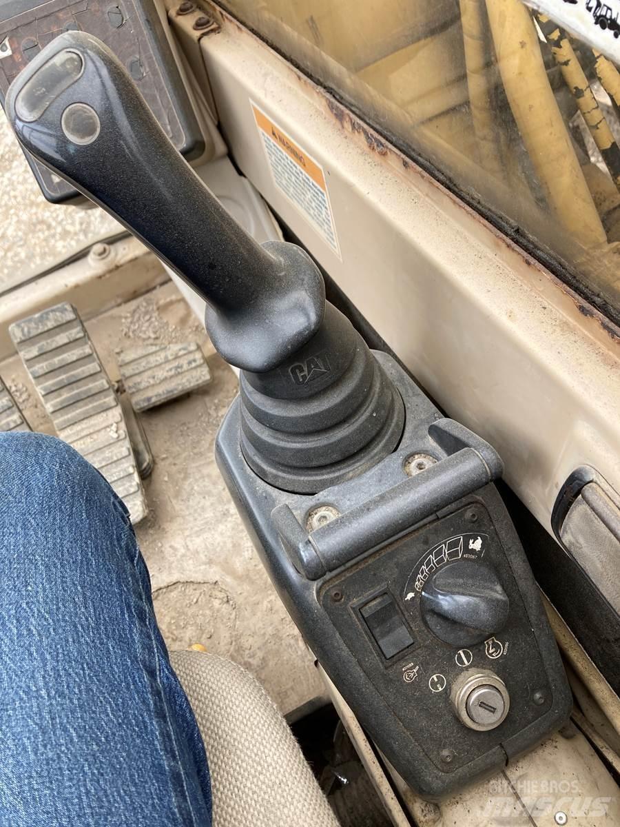 CAT 350L Bagri goseničarji