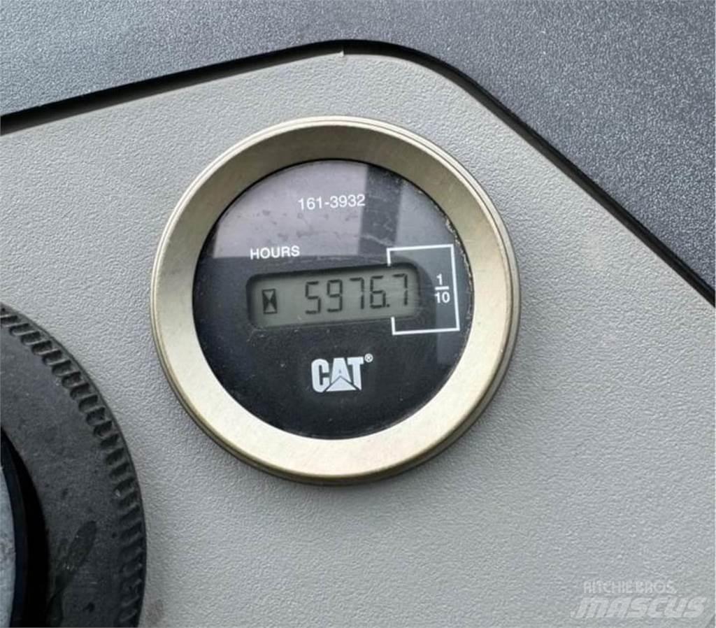 CAT 430E Rovokopači