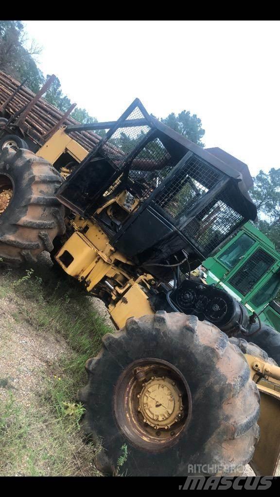 CAT 518 Skiderji