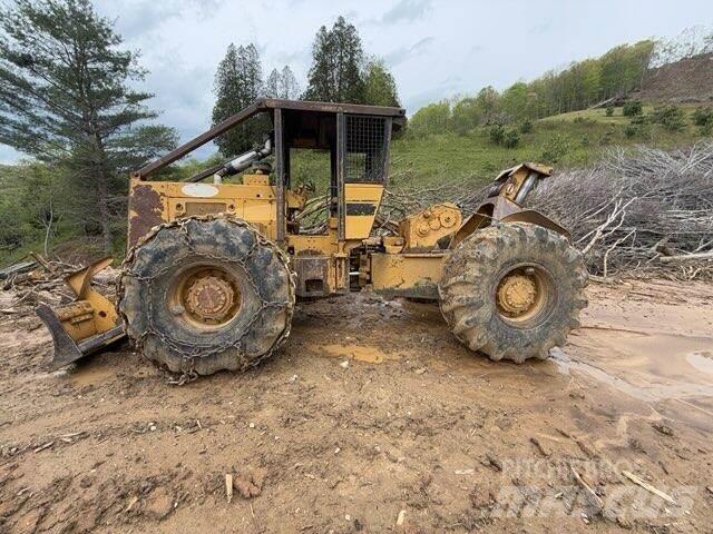 CAT 518 Skiderji