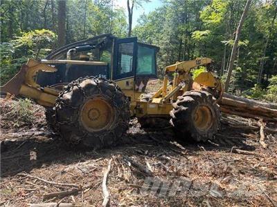 CAT 525 Skiderji