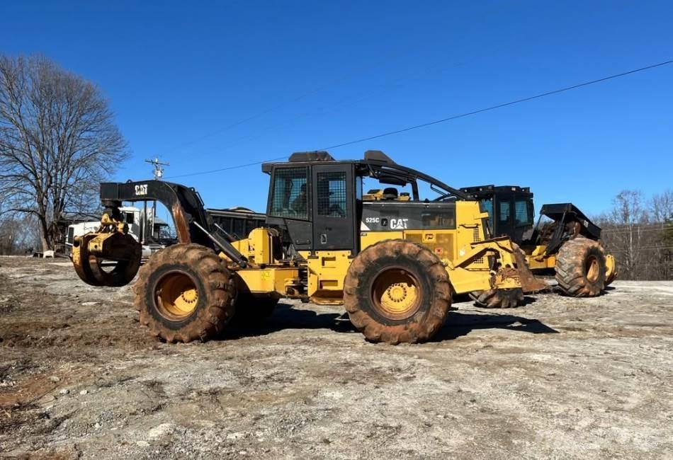 CAT 525C Skiderji