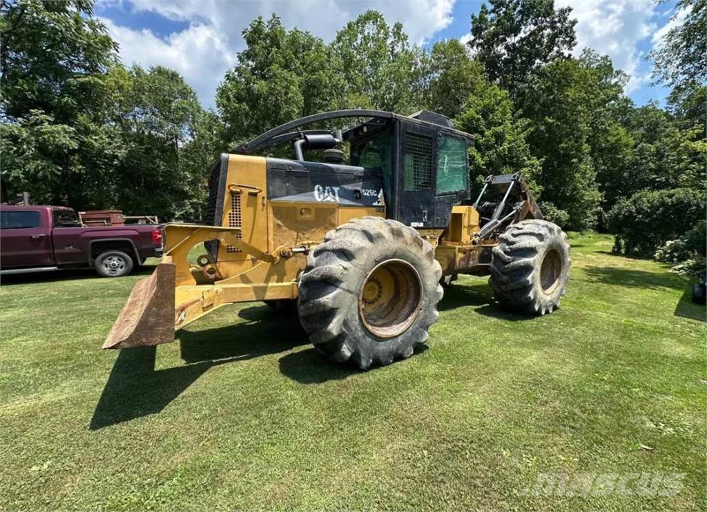 CAT 525C Skiderji
