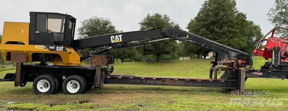 CAT 559C Nakladalci za les