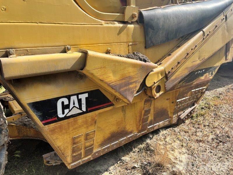 CAT 621E Strgalci
