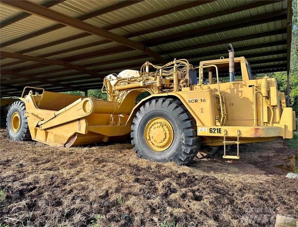 CAT 621E Strgalci