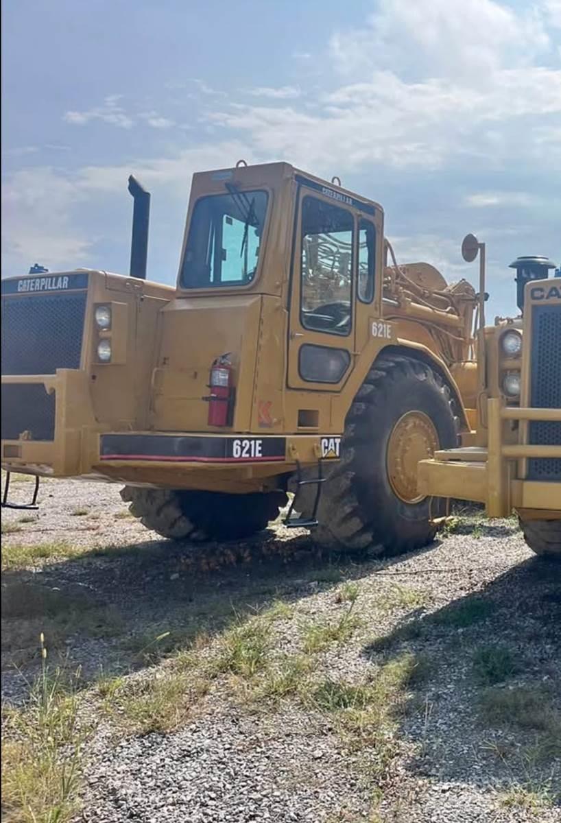 CAT 621E Strgalci
