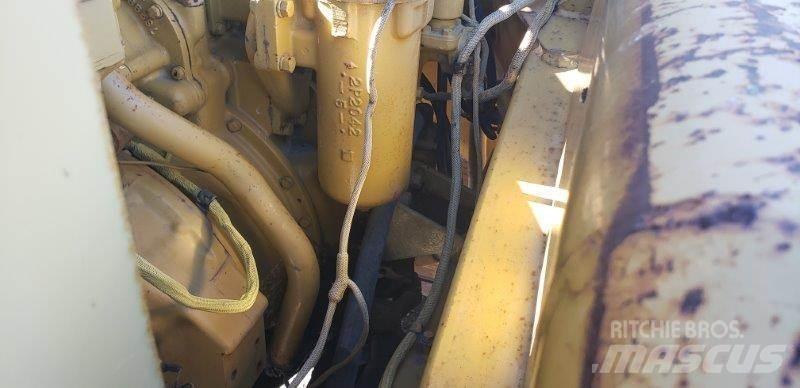 CAT 627B Strgalci