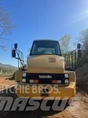 CAT 735 Dostavna vozila / kombiji