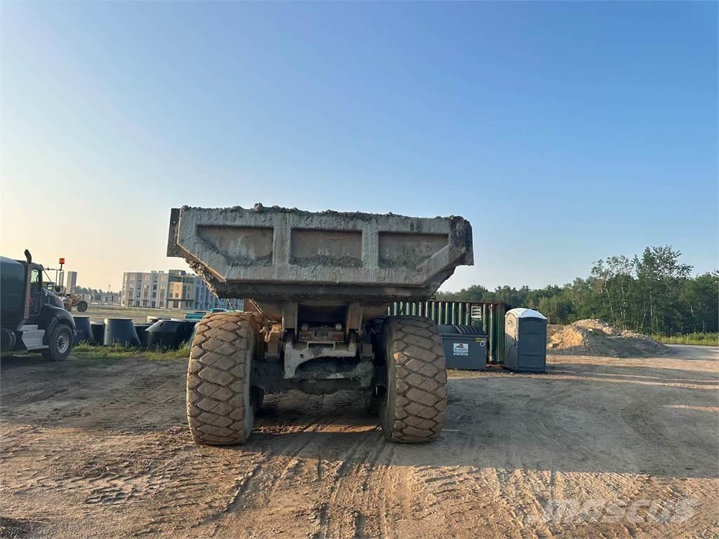 CAT 740 Zglobni demperji