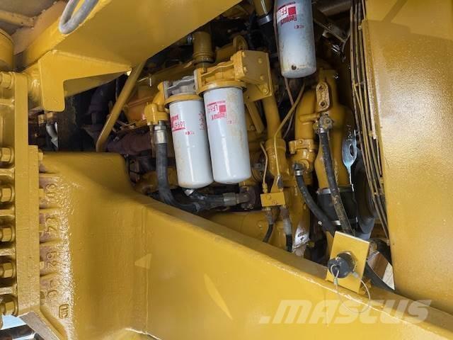 CAT 769C Tovornjaki cisterne