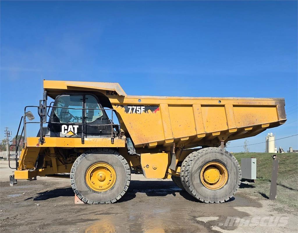 CAT 775F Zglobni demperji