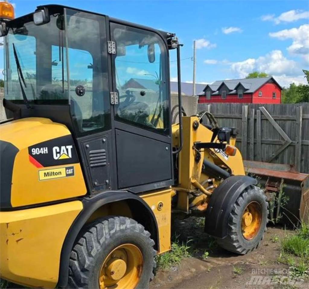 CAT 904H Kolesni nakladalci