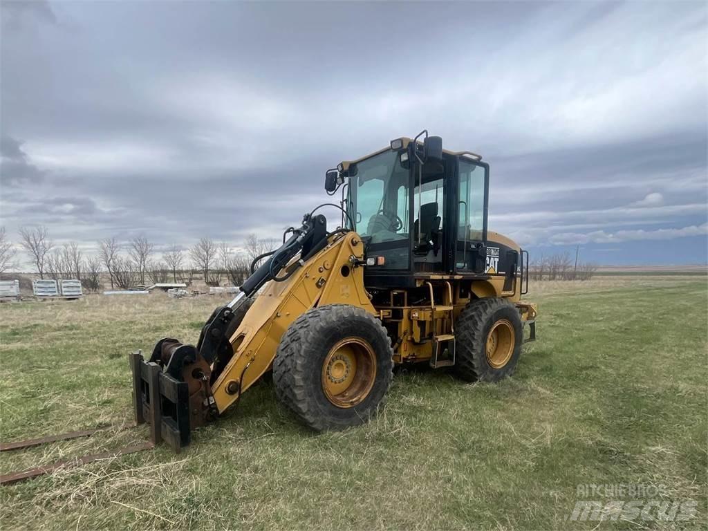 CAT 924G Kolesni nakladalci