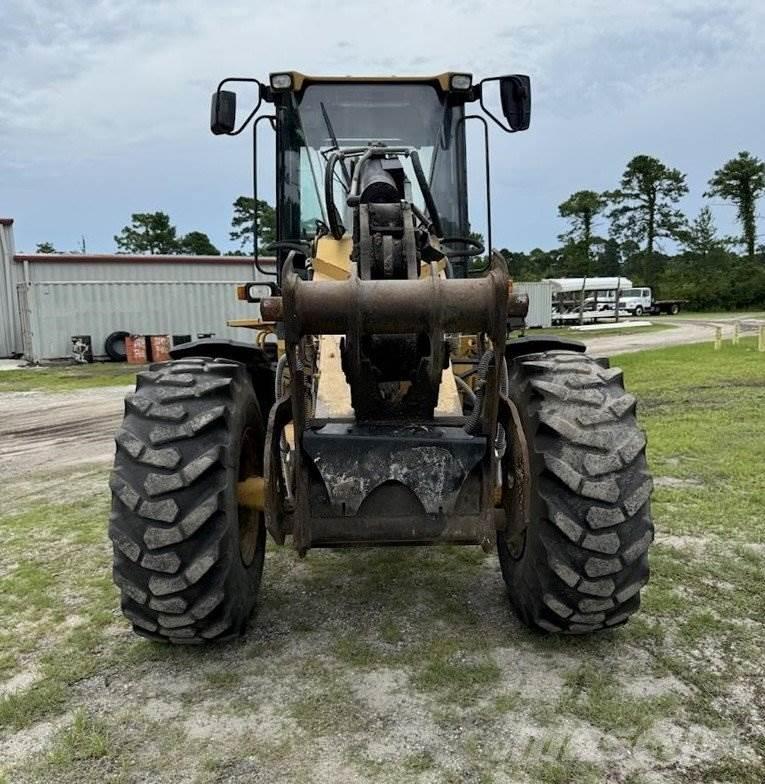 CAT 924G Kolesni nakladalci