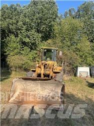 CAT 926 Kolesni nakladalci