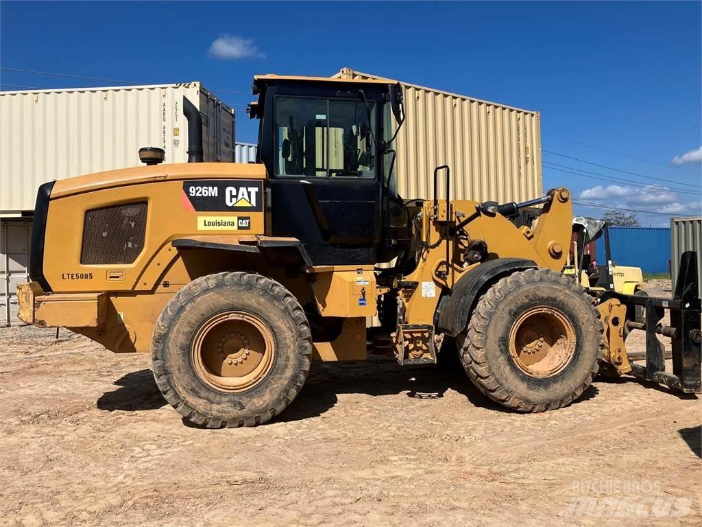 CAT 926M Kolesni nakladalci