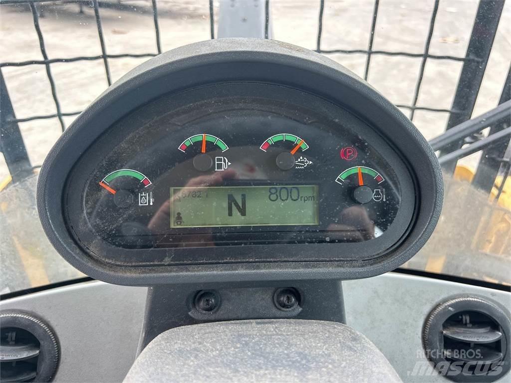 CAT 926M Kolesni nakladalci