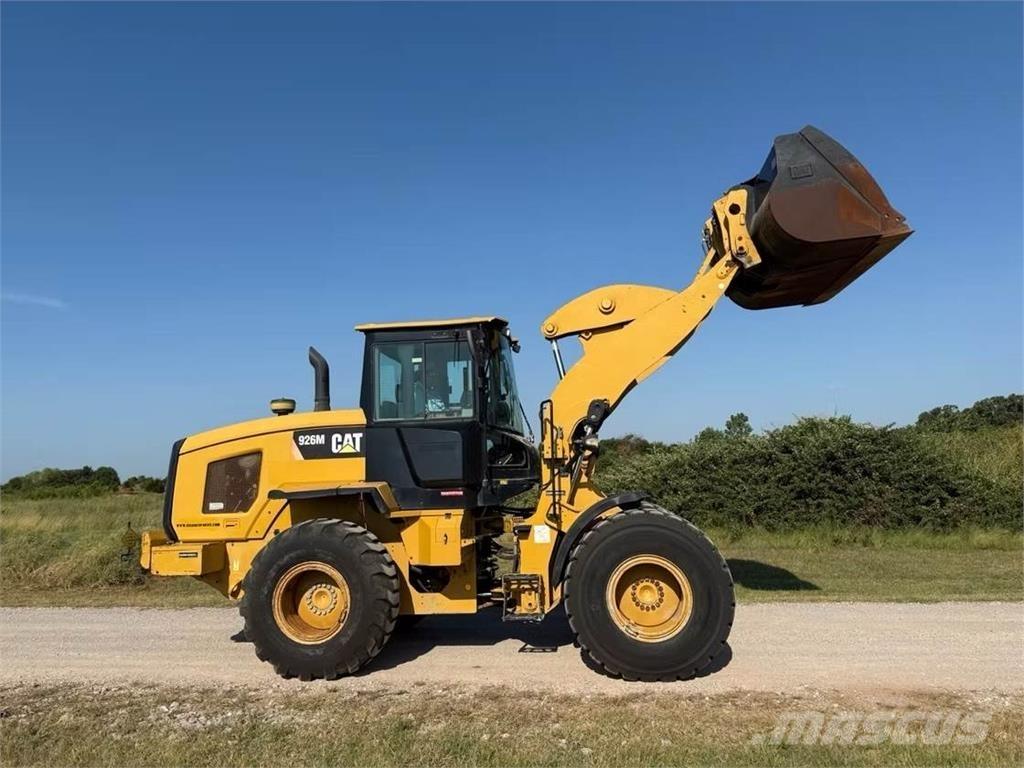 CAT 926M Kolesni nakladalci