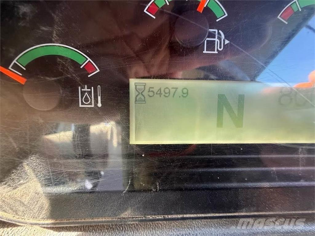 CAT 926M Kolesni nakladalci