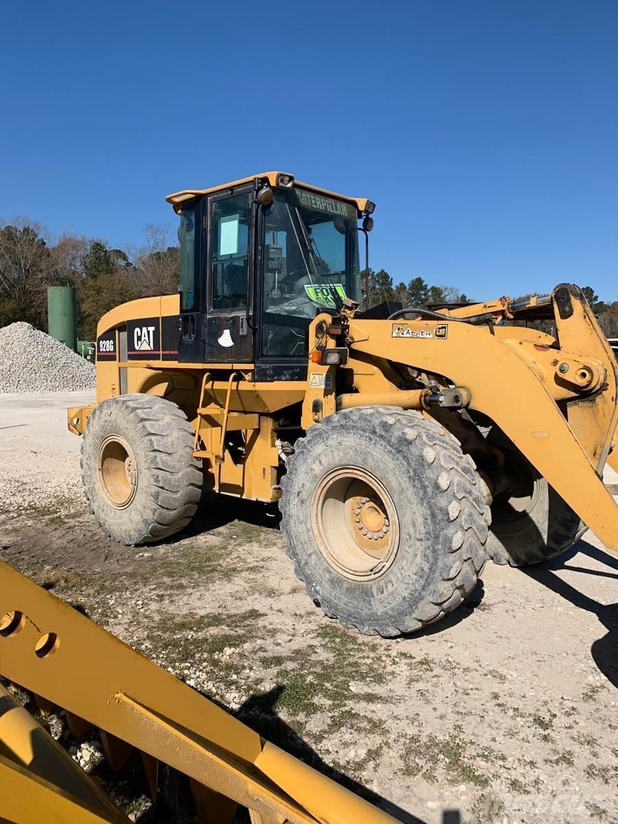 CAT 928G Kolesni nakladalci