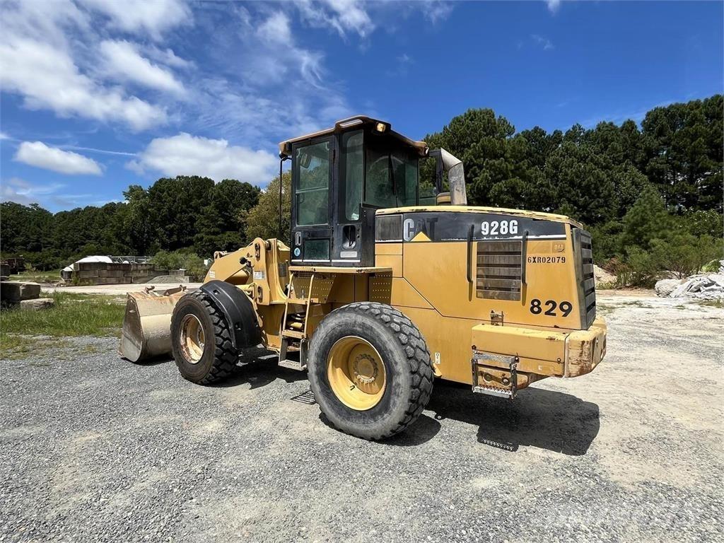 CAT 928G Kolesni nakladalci