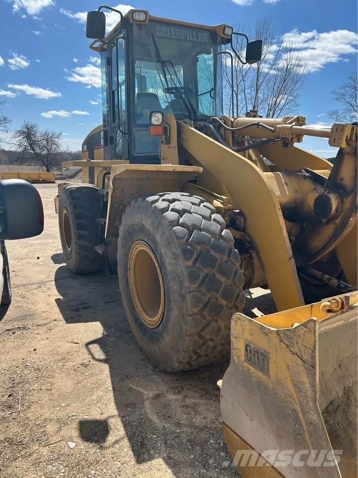CAT 938G Kolesni nakladalci