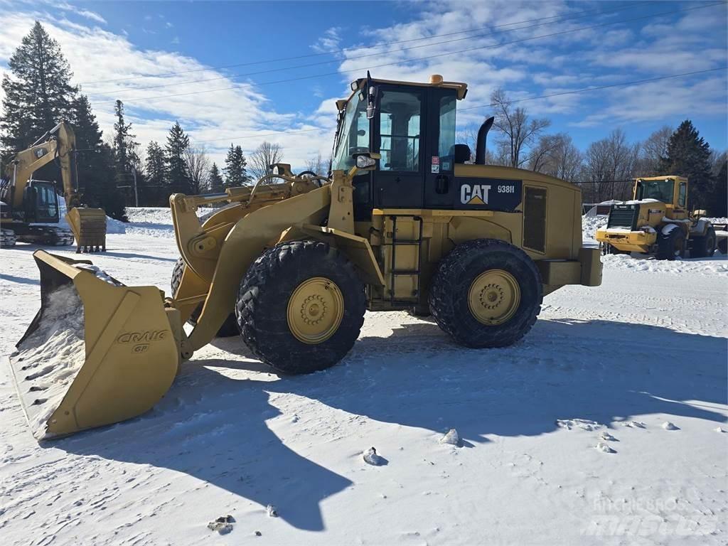 CAT 938H Kolesni nakladalci