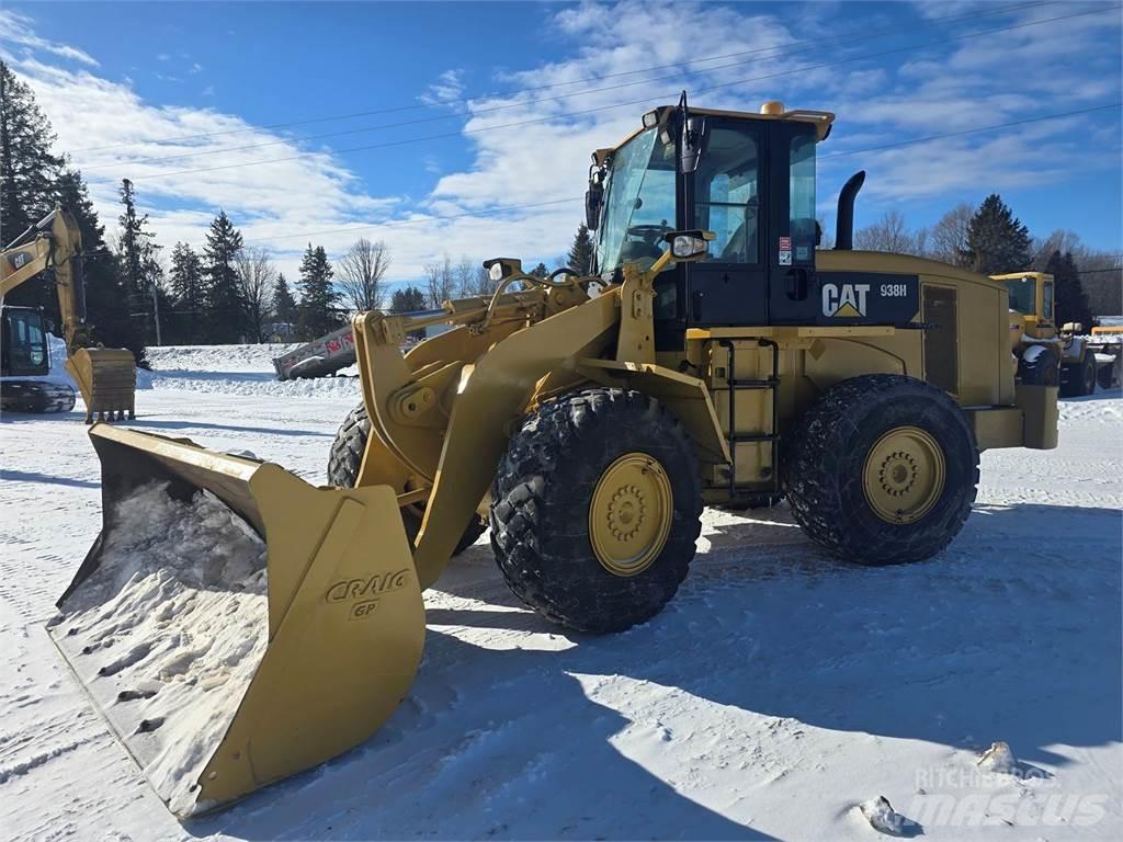 CAT 938H Kolesni nakladalci
