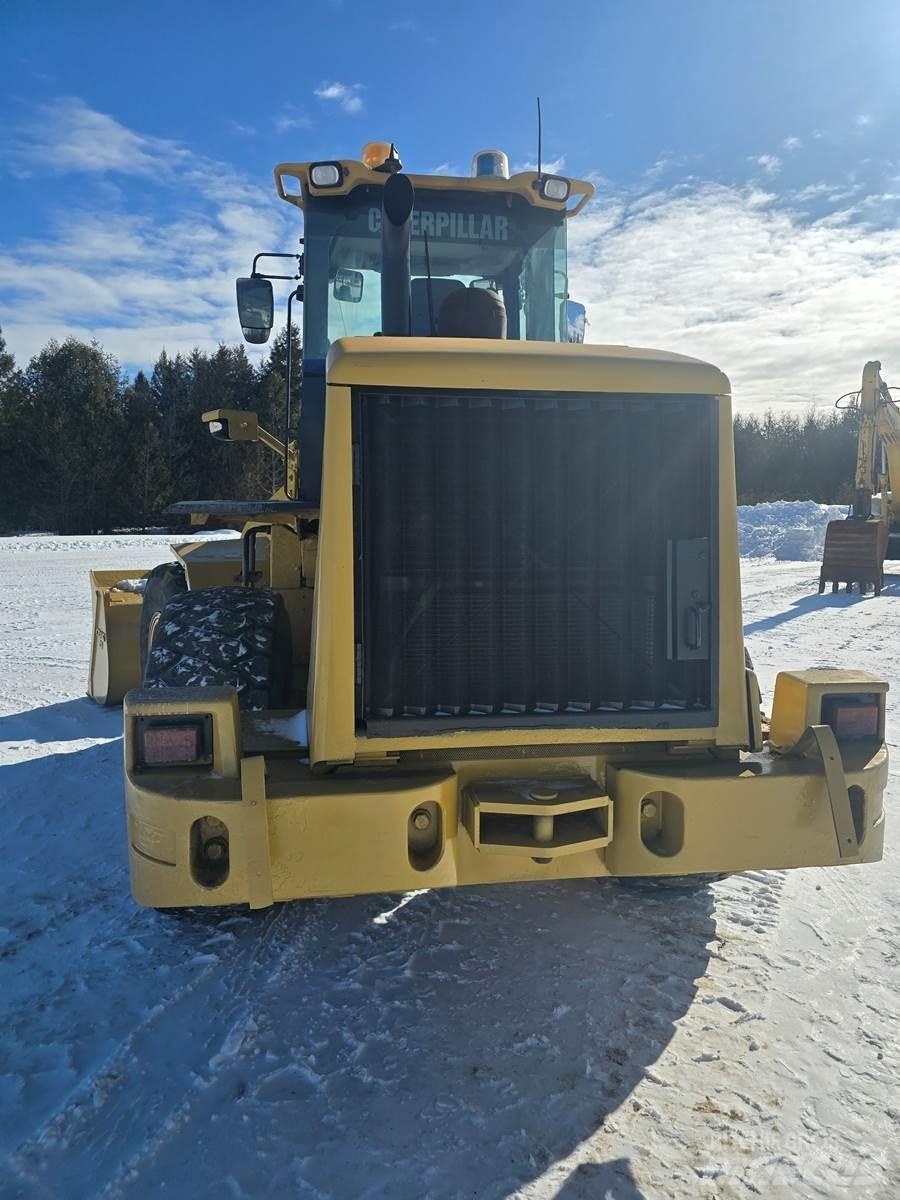 CAT 938H Kolesni nakladalci